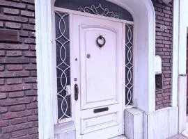 Instalate Hostel