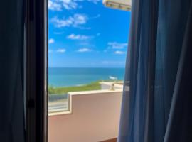 LA PERLA BIANCA Apartment - Near Train Station and Best Beaches with Amazing Sunsets: Anzio'da bir otel
