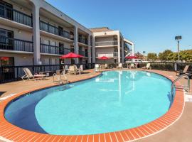 Clarion Pointe Huntsville Research Park, hotel near Huntsville International Airport - HSV, Huntsville