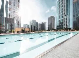 Radisson Blu Aqua Hotel, Chicago