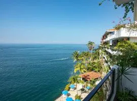 Wake Up to Waves Private Balcony Beach Access