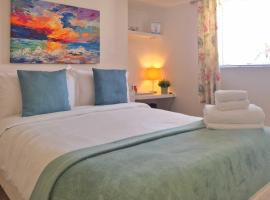 Upper Rock Brighton – Guest House, homestay in Brighton & Hove