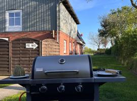 Ferienwohnung Sonne & Sauna, hotel v destinaci Sönnebüll