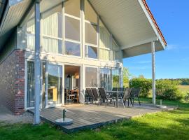 Ferienhaus Wiesengeflüster E5 - gruppenfreundlich in Randlage mit Fasssauna, hotel v destinaci Röbel