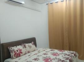 Small house surrounding with nature, hotel v destinaci Gua Musang