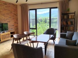 Nazani,apartment with 4 bedrooms,whole apartment,жильё целиком, hotel v destinaci Dilidžan