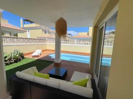 Casa Miri, hotel v destinaci La Oliva