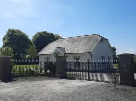 Clone manor Lodge