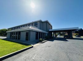 Country Inn & Suites by Radisson, Canton near Hall of Fame, hotell sihtkohas Canton lennujaama Akron-Cantoni regionaalne lennujaam - CAK lähedal