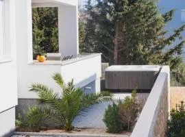 Tomana B apartments
