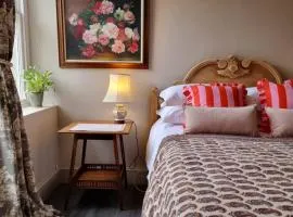 Botanical Gardens 2 Bed Flat free parking