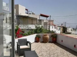 GIANNIS-KLEOPATRA HOUSE 1
