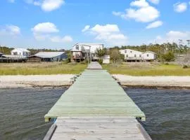 Dock Waterfront Beach Gameroom kayaks 20 PPL