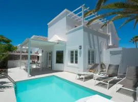 VILLA CHARLANA by Buenavilla