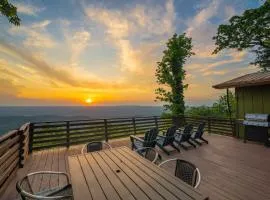 Talking Leaves Cottage on the Brow in Mentone