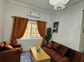 Cozy Apartment In East Legon Room 4008