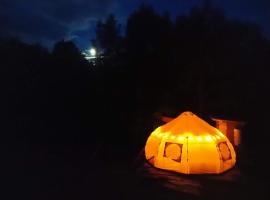 Dziking, hotel din Kamionka