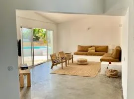 Casa 70 - Surfboard included