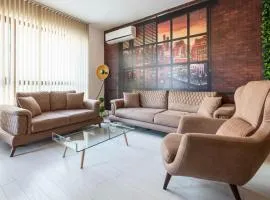 Sea garden luxury apartment