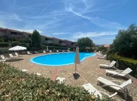 Grandpà apartment in residence with swimming pool