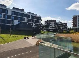 Apartamenty Ceglana Park- prywatny parking- piękne osiedle- nowe luksusowe mieszkanie z biurkiem