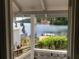 Barnevennlig med strand og hage - Wifi, cottage ở S&oslash;gne