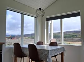 Tungukot sumarhús, hotel v destinaci Akureyri