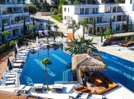 Premium apartment - parking, pool and beach access