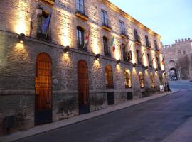Hotel Real De Toledo, &xi;&epsilon;&nu;&omicron;&delta;&omicron;&chi;&epsilon;ί&omicron; &tau;&rho;&iota;ώ&nu; &alpha;&sigma;&tau;έ&rho;&omega;&nu; &sigma;&tau;&omicron; &Tau;&omicron;&lambda;έ&delta;&omicron;