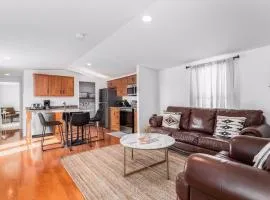 Southwestern Modern Hot Tub