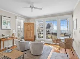Condo on Front condo