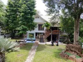 Baan Nara Homestay