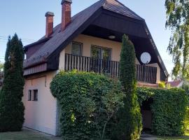 Herbaheal Villa, hotel in Balatonkeresztúr