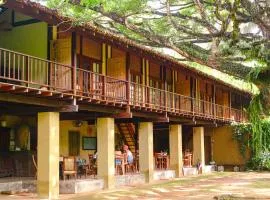 Dunes Unawatuna Hotel