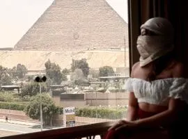 Unique Pyramids View INN