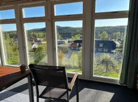 Stort hus, underbar utsikt & 3 min till Isaberg!