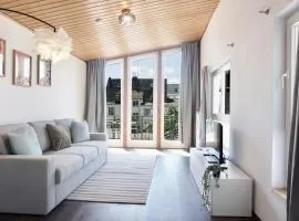 NEU zentrale Wohnung Netflix Balkon 4 Gäste