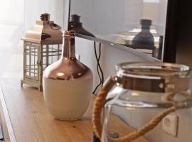 Luxury apartment in sithonia, hotel in Neos Marmaras