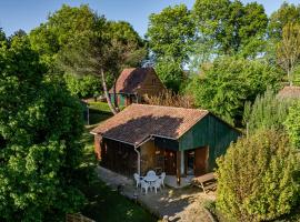 Hameau des laurières, ξενοδοχείο σε Saint-Avit-Sénieur