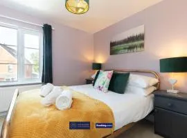 Pet Friendly Cottage By KBS Stayhub Short Lets & Serviced Accommodation Stonehouse With Log Fire, Parking
