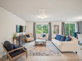 Relaxing Pet-Friendly Spring Hill Escape home, ξενοδοχείο σε Spring Hill