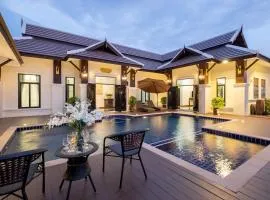 Morden Lanna Style Grand Pool Villa