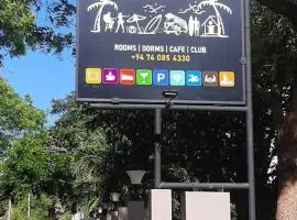Theyaari Surf Hostel Arugam Bay