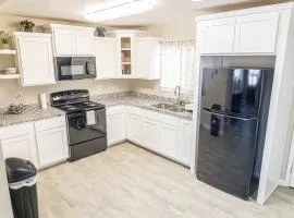 Mid-Century, Traditional Home near El Paso Airport