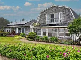 Bay Views Peaceful Acadia National Park Getaway!