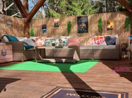 Miami Jungle Glamping, campground in Korjuse