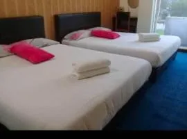 Hotel Tropicanna Pulai Point