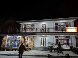 Hotel Thangshing In