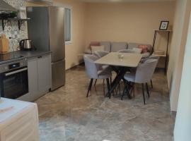 Apartments Nino, hotel v destinaci Štivan
