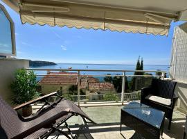Studio vue mer limitrophe &agrave; Monaco, Hotel mit Pools in Roquebrune-Cap-Martin